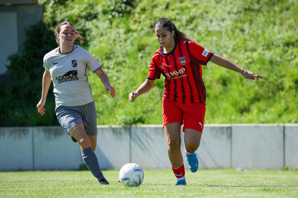 Fußball I FRAUEN I Saison 2025-2026 I Freundschaftsspiel I FC Loppenhausen - 1FC Heidenheim 1846 II I_250831_0008 | Fotopresso – Sportfotografie in Heidenheim & Umgebung. Professionelle Sportfotografie für unvergessliche Momente. Dynamische Action-Shots, emotionale Szenen & hochwertige Bilder. - Realisiert mit Pictrs.com