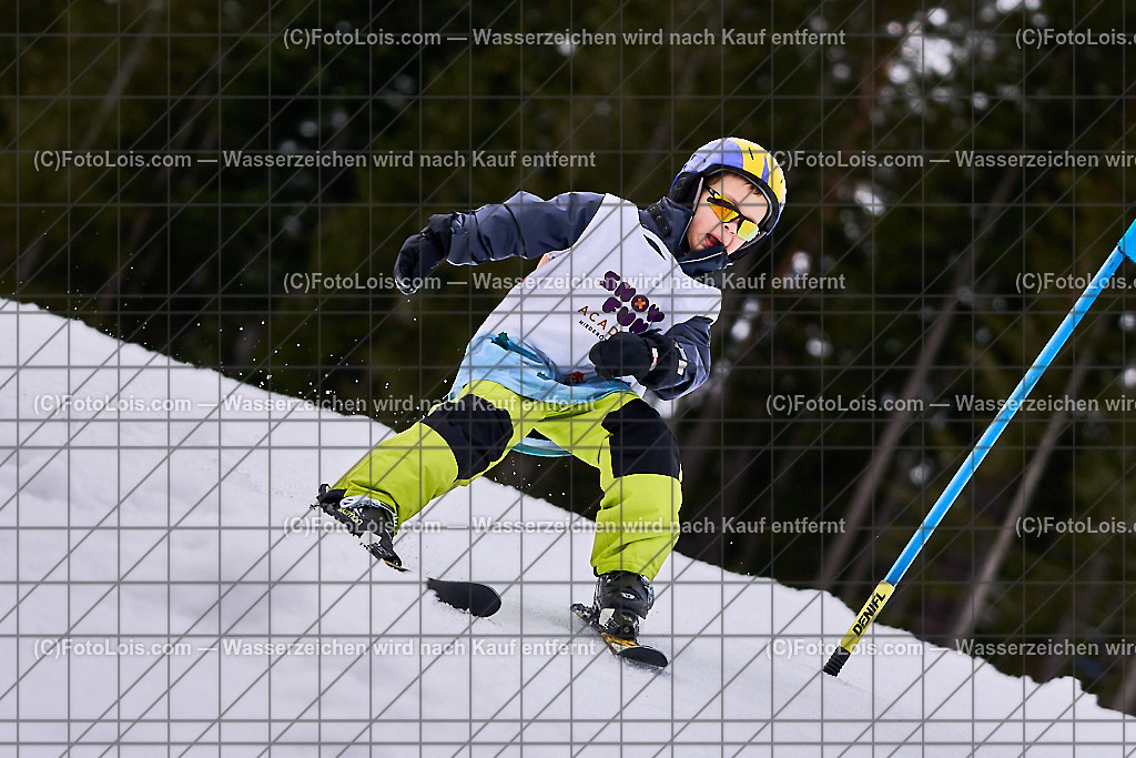ALP5658_Schischule Haginger_Semesterkurs_Skigruppe EVA | (C)FotoLois.com, Alois Spandl. Schischule Haginger, Semesterkurs-Abschlusstag mit Rennlaufbewerb, Fr 9. Februar 2024.