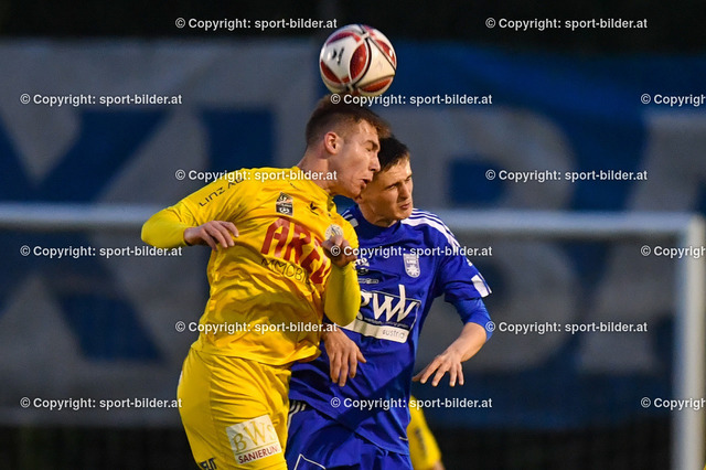 AUT, OOELiga, Askoe Donau Linz vs Union Edelweiss Linz | 22.04.2022, Linz AG Arena, AUT, OOELiga, Askoe Donau Linz vs Union Edelweiss Linz, im Bild Ivan Pavlovic (Donau Linz) vs Valentin Cancic (Edelweiss Linz)