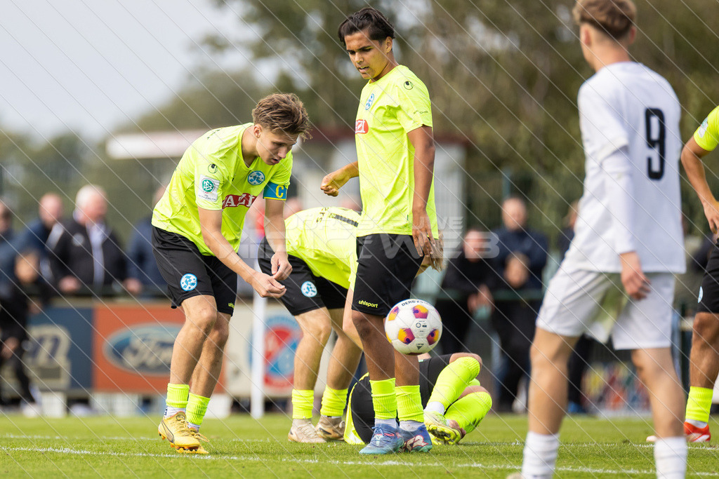 20251003_Picselweb-Fotografie_1R3_2581 | DFB Pokal 2. Runde, JFV A/O/B/H/H - SV Stuttgarter Kickers, Foto: Jörg Struwe - picselweb.de - Realisiert mit Pictrs.com