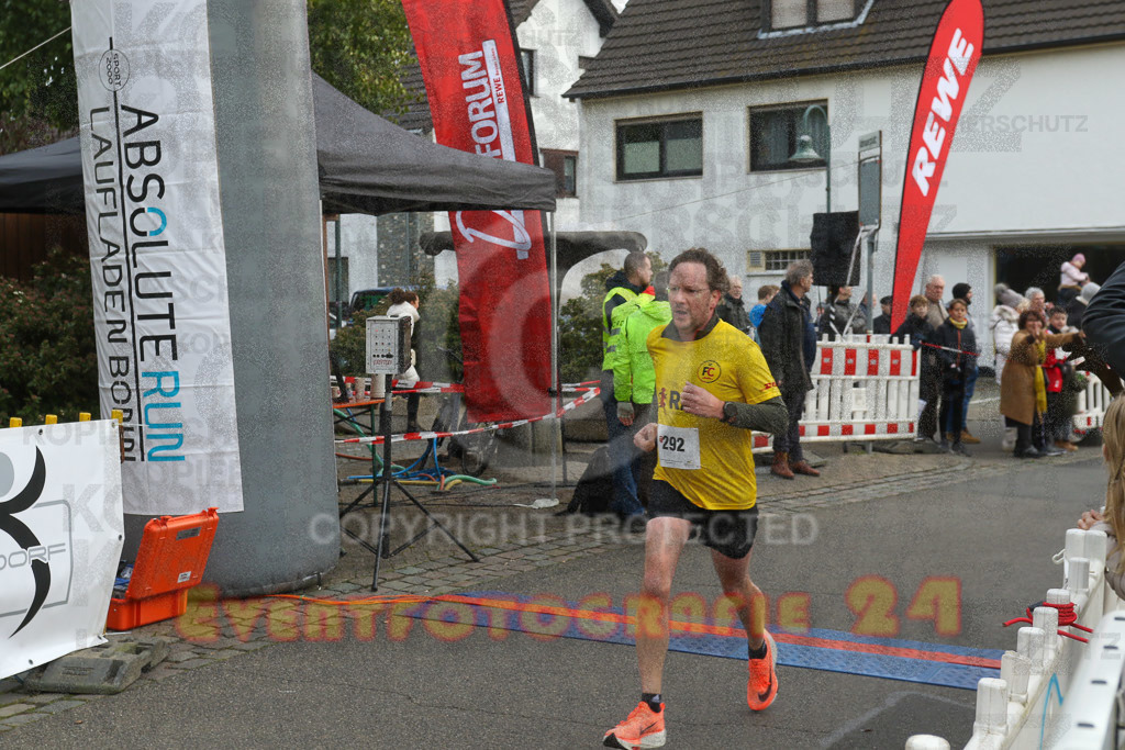 221127_1216_EV9_3499 | Sportfotografie im Rhein-Sieg Kreis, Köln, Bonn, NRW, Rheinland Pfalz, Hessen, etc. Unser Tätigkeitsfeld umfasst den Laufsport vom Volkslauf über den Marathon, Duathlon, Triathon bis zum Ultralauf wie Kölnpfad Ultra oder Schindertrail.