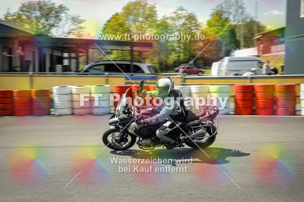 OBK_Mai_Justin_Uwe-11065 | Hier findet Ihr Bilder von Touristenfahrten auf der Nürburgring Nordschleife oder von anderen Veranstaltungen die ich besucht habe. Viel Spass beim Durch Schauen 