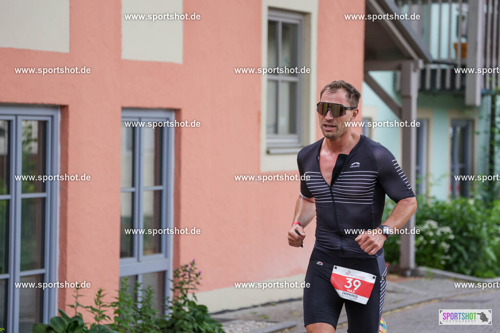 KSZ_5600 | Stadttriathlon Erding 2025. #yourpictrs #sportshot_your_pictrs @Sportshotphotography #stadttriathlonerding Copyright: www.sportshot.de