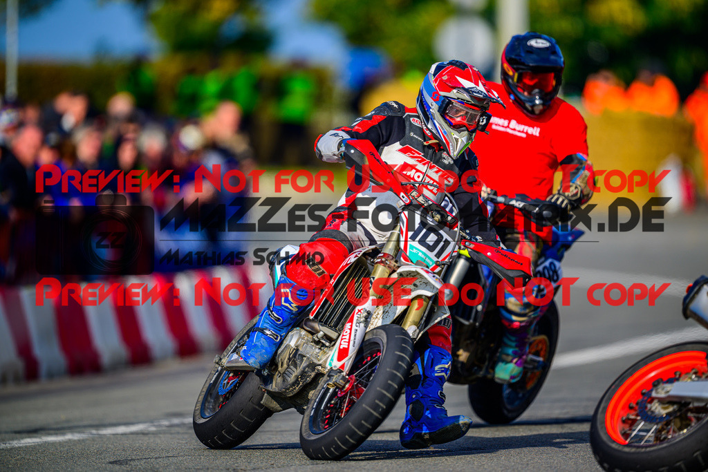 MaZZes_Fotomatrix_20251012_6007705_2918 | SENIOR