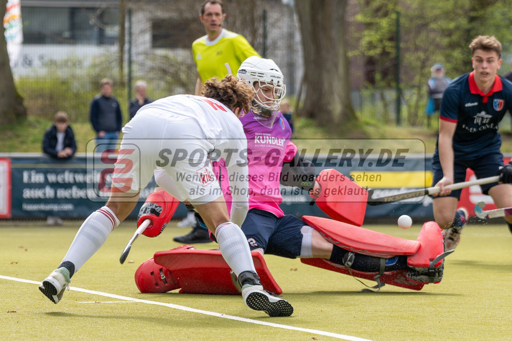 SFE_20250323_0112 | Köln, Deutschland, 23.03.2025:  Hockey 1. Bundesliga Herren Rot-Weiss Köln - Berliner HC im KTHC Stadion Rot-Weiss Köln Tennis and Hockey Club am 23.03.2025 in Köln, Deutschland. (Foto von Stephan Fehrmann)Köln, Germany, 23.03.2025: Hockey 1. Bundesliga Herren Rot-Weiss Köln - Berliner HC in KTHC Stadion Rot-Weiss Köln Tennis and Hockey Club at 23.03.2025 in Köln, Deutschland. (Foto from Stephan Fehrmann)