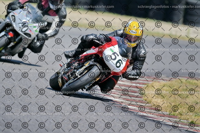 25bt04-1096 | markuskiefer.com - Realisiert mit Pictrs.com