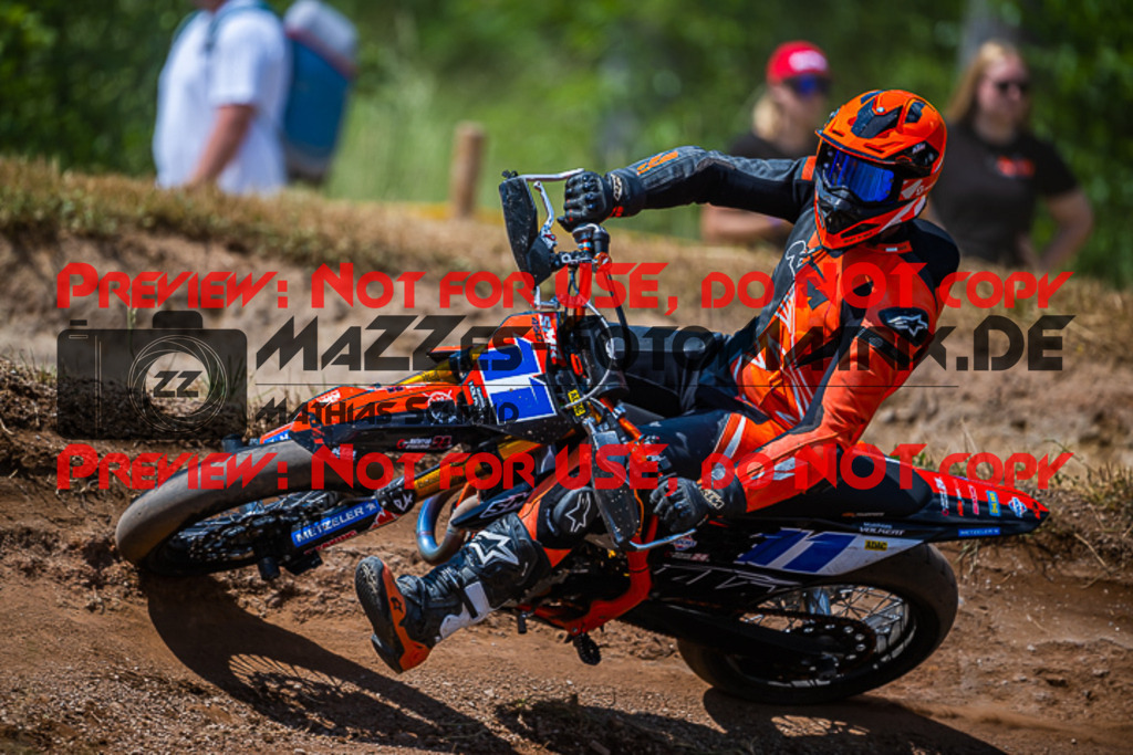 MaZZes_FotoMatrix_230610_8200 | S3