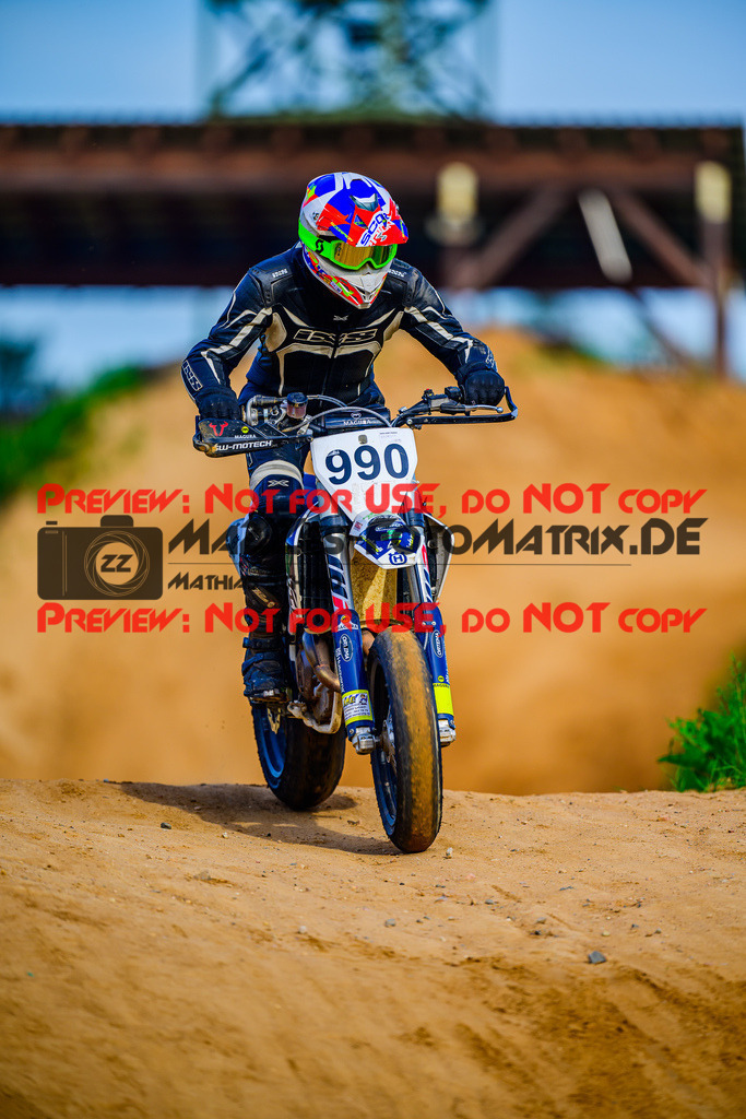 MaZZes_FotoMatrix_240511_6007705_8822 | S4