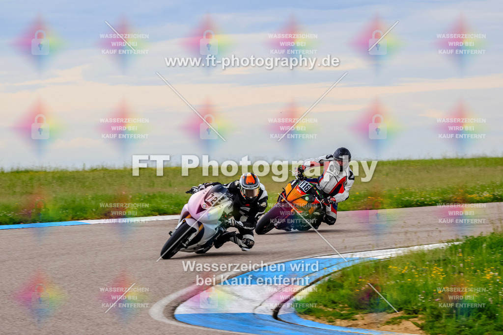 MotoTeam-2032 | Hier findet Ihr Bilder von Touristenfahrten auf der Nürburgring Nordschleife oder von anderen Veranstaltungen die ich besucht habe. Viel Spass beim Durch Schauen 