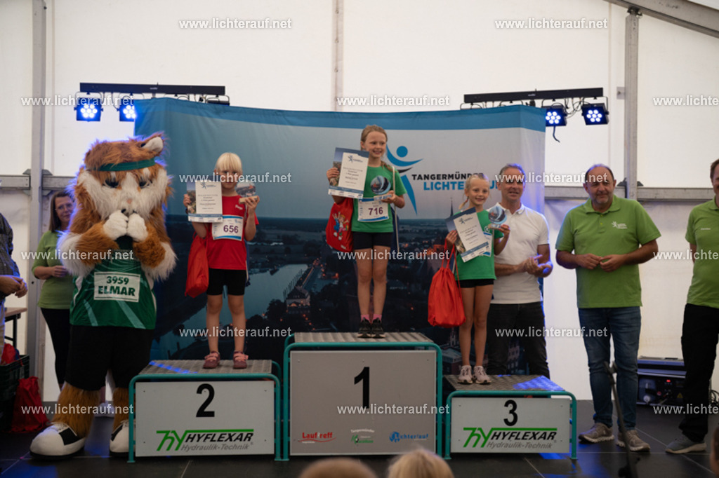 FSC08297 | Lichterlauf  - Realisiert mit Pictrs.com