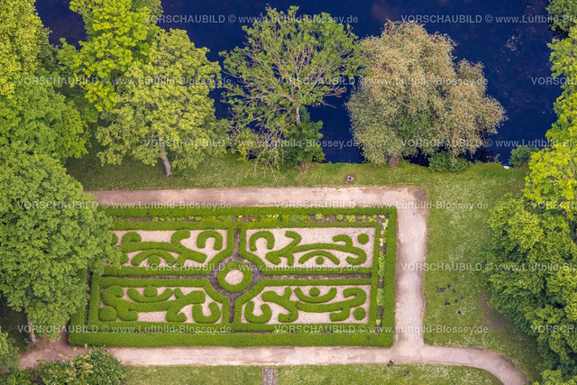 Herne220503003 | Luftbild, Labyrinth Gartenanlage am Wasserschloss Strünkede, Baukau, Herne, Ruhrgebiet, Nordrhein-Westfalen, Deutschland