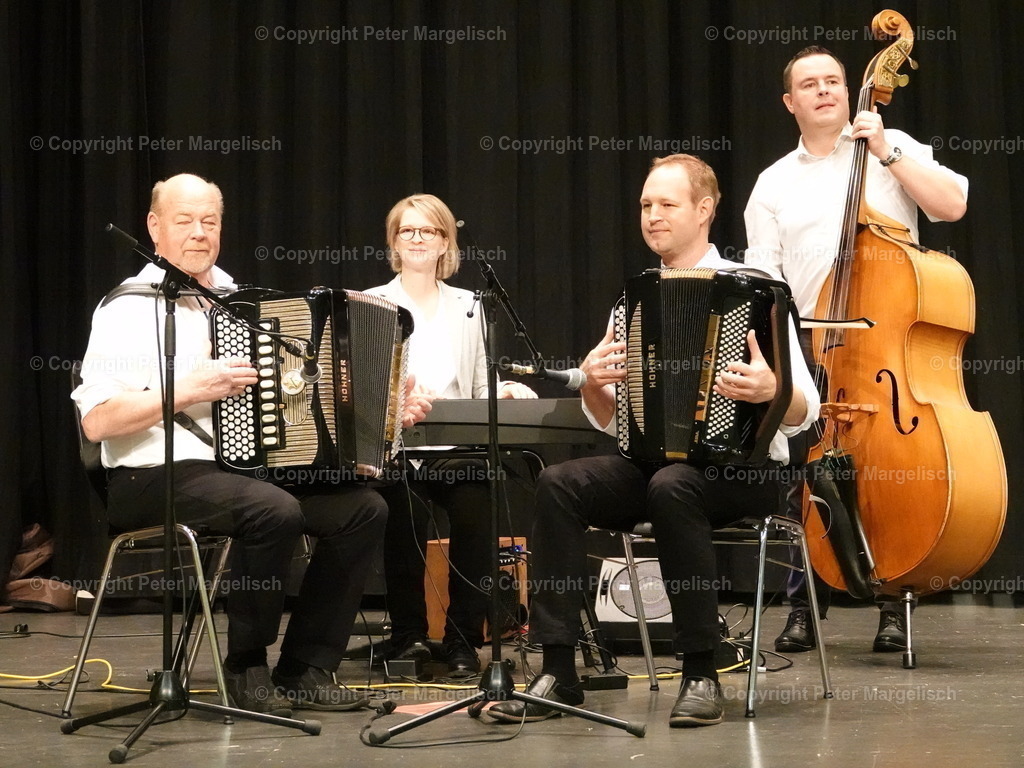 DSC05949 | Schwingen - Realisiert mit Pictrs.com