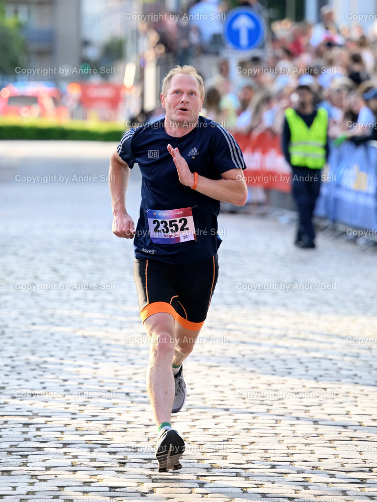 20250613_9955 | SCHIEFELBEIN Magnus (ALG-VfL Bokel) / 10 km Bäcker Andresen-Lauf / Holstenköstenlauf 2025 / Kleinflecken / 24534 Neumünster / 13.06.25 - Realisiert mit Pictrs.com