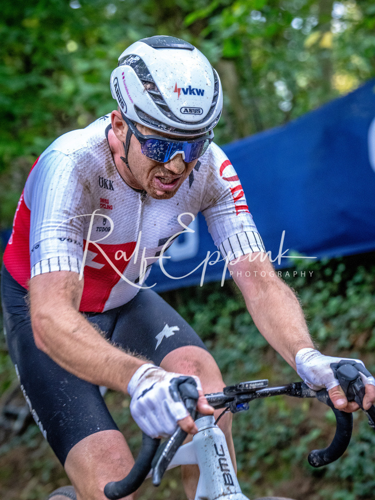 20251012_DSC05713 | Sportfotografie, Eventfotografie, Porträtfotografie, Radsport Fotograf, Triathlon Fotograf, Düsseldorf Fotograf, Köln Fotograf, Actionfotografie, Teamfotografie, Peoplefotografie, Business Portraits, Veranstaltungsfotografie, Reportagefotografie - Realisiert mit Pictrs.com