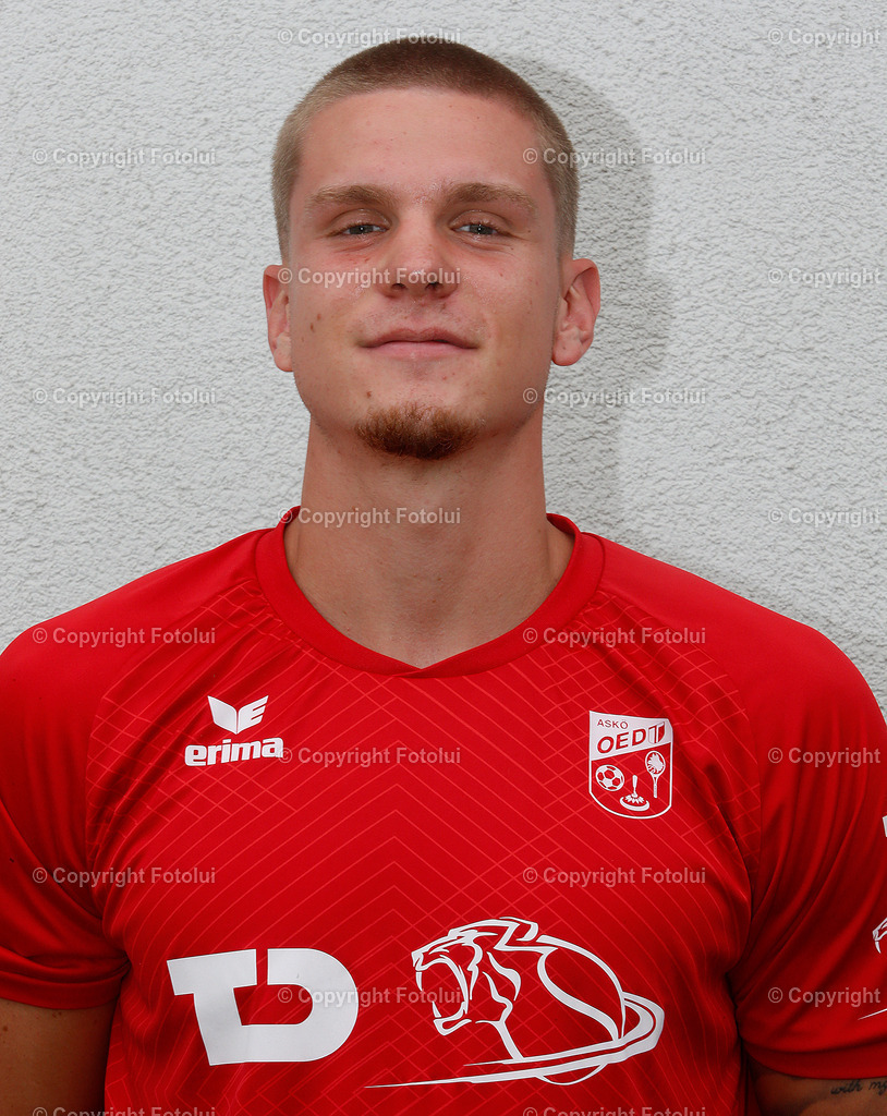 SAMSCHUTTI_01 | bilder, linz, photo, foto, fussball, sport, fotolui, bundesliga