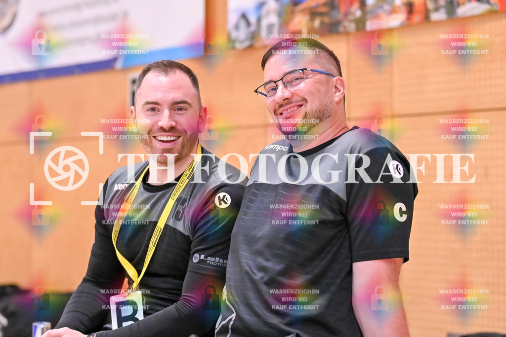 GER, SG Maulburg/Steinen - HB Kinzigtal, Handball, Suedbadenliga, 22. Spieltag, Saison 2023/2024, 27.04.2024 | André Leuchtmann (SG Maulburg Steinen, Trainer), Karsten Haas (SG Maulburg Steinen, Trainer)

GER, SG Maulburg/Steinen - HB Kinzigtal, Handball, Suedbadenliga, 22. Spieltag, Saison 2023/2024, 27.04.2024

Foto: TH Fotografie/Thomas Hess