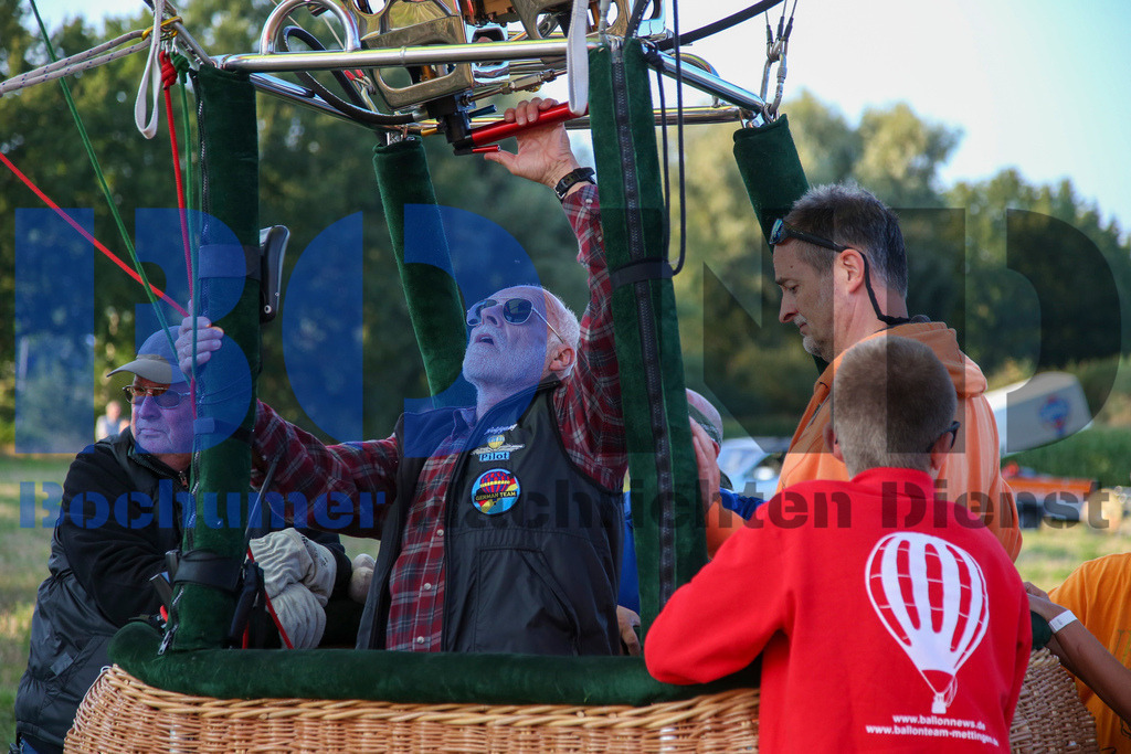  04.09.2021 - 
 | Sebastian Sendlak / Bochumer Nachrichtendienst (BOND) - Montgolfiade 2021 - Realisiert mit Pictrs.com