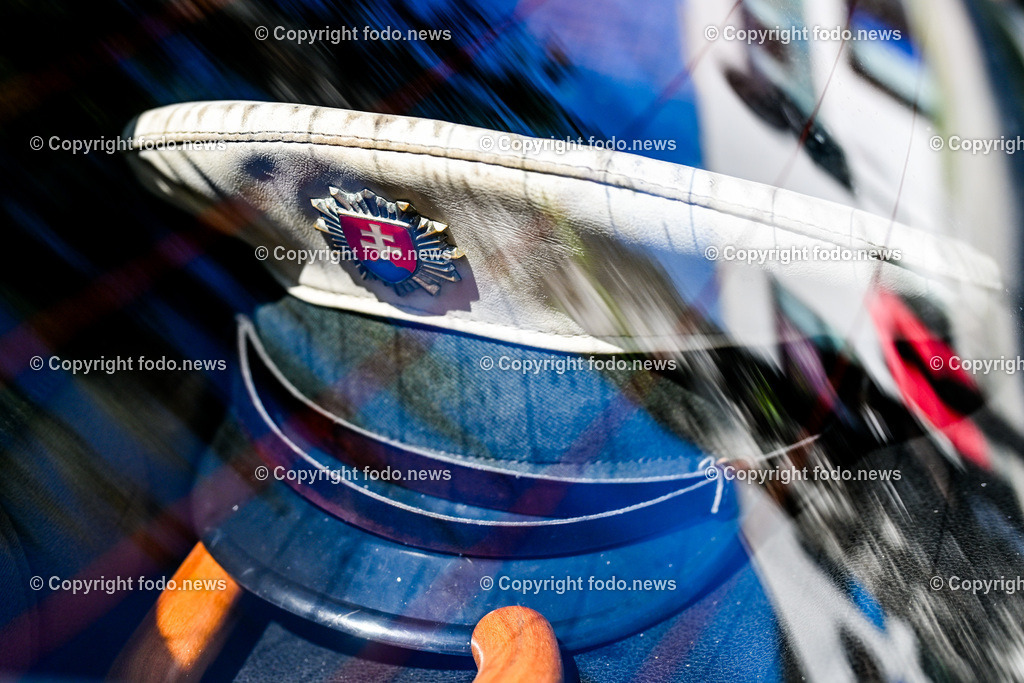 Slowakei_ Povazska Bystrica_ Veteran Tour Manin_ 14.06.2025-26 | 14.06.2025, Slowakei, SVK, Trenciansky kraj, Povazska Bystrica, im Bild Oldtimer Klub, Historische Fahrzeuge, Veteran Tour Manin, Auto, Alt, Besucher, Menschen, Feature, Symbolbild