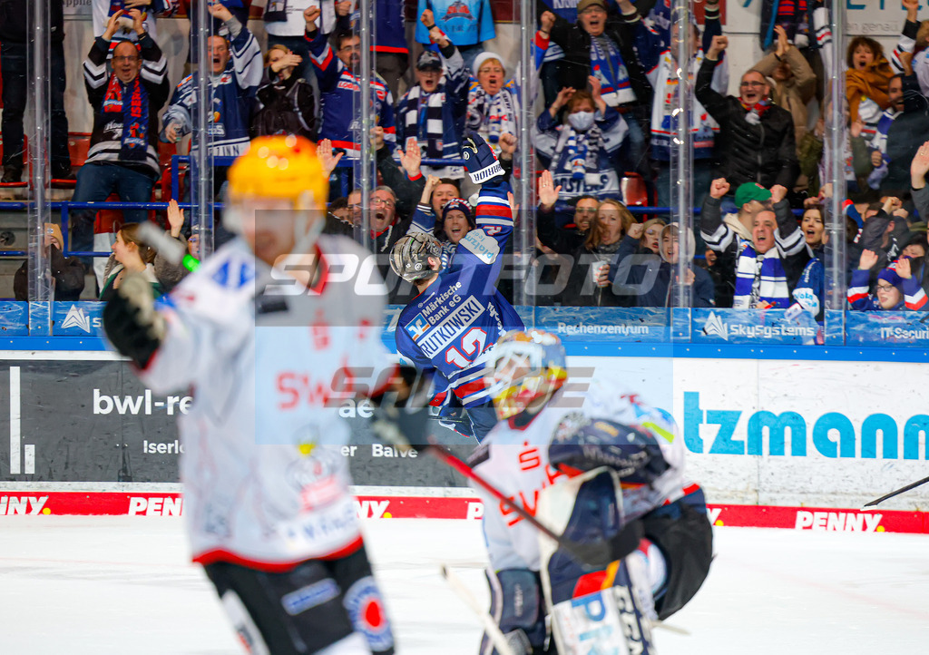 Iserlohn Roosters - Fischtown Pinguins Bremerhaven | 
DEL: Iserlohn Roosters - Fischtown Pinguins Bremerhaven - Realisiert mit Pictrs.com