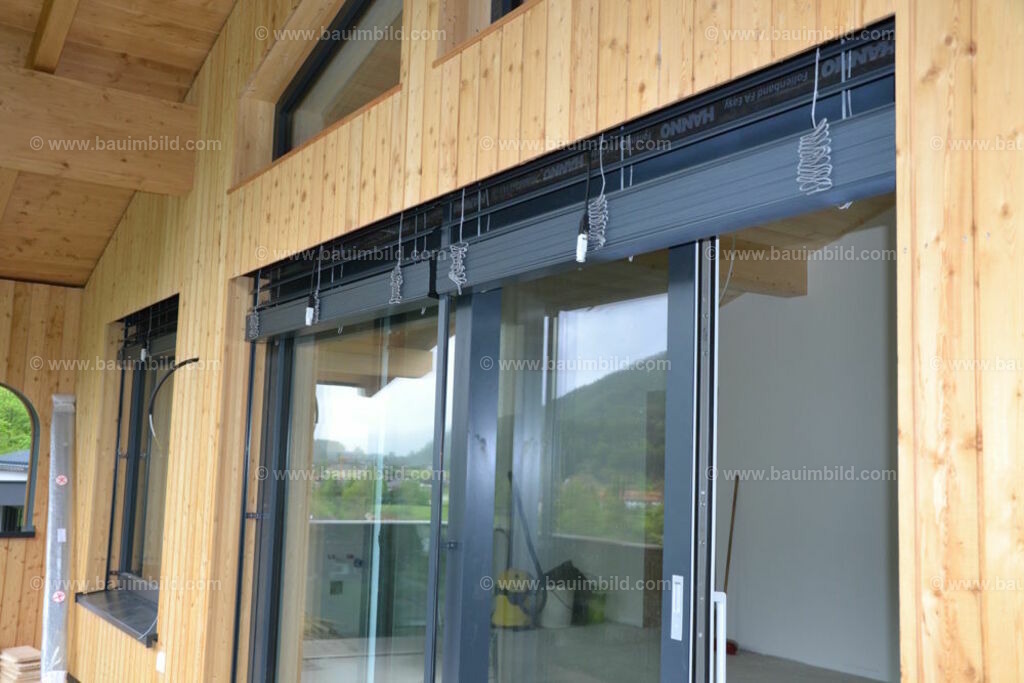 bib-lg14-fenster-0119 | Nach LV-Leistungsgruppen sortierte Detailfotos über den Bau eines Hauses. Alle Hausbau-Bilder direkt vom Urheber und Autor der Website Haus-Selber-Bauen.com