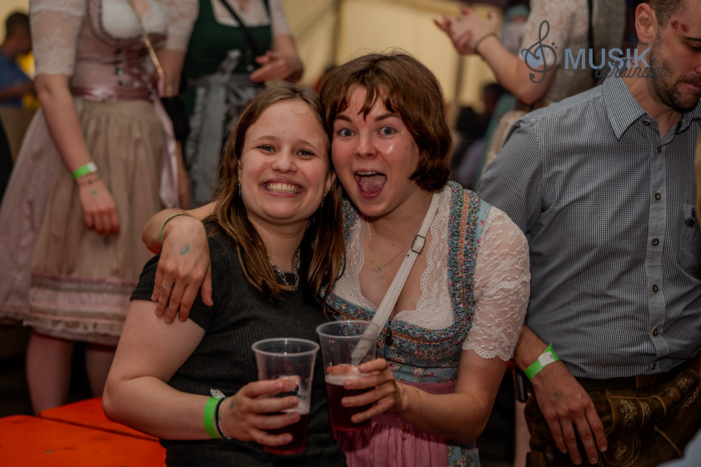 DSC_5173 | "Fussifoto.com – Ihr Ansprechpartner für hochwertige Fotografie! Entdecken Sie kreative Bilder und professionelle Dienstleistungen. Kontaktieren Sie uns für Ihre Projekte!"