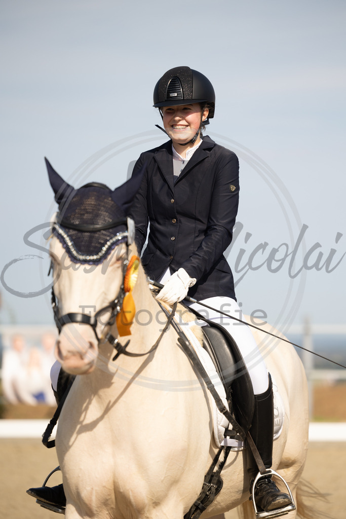 994A1640 | sabrinanicolaifotografie - Realisiert mit Pictrs.com