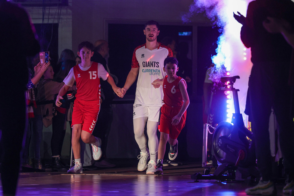 Pro A BAYER GIANTS vs BG Göttingen-75 | Fotos von Basketballspielen aus dem Raum NRW fotografiert von Gero Mueller-Laschet und Daniel Schaefer - Realisiert mit Pictrs.com