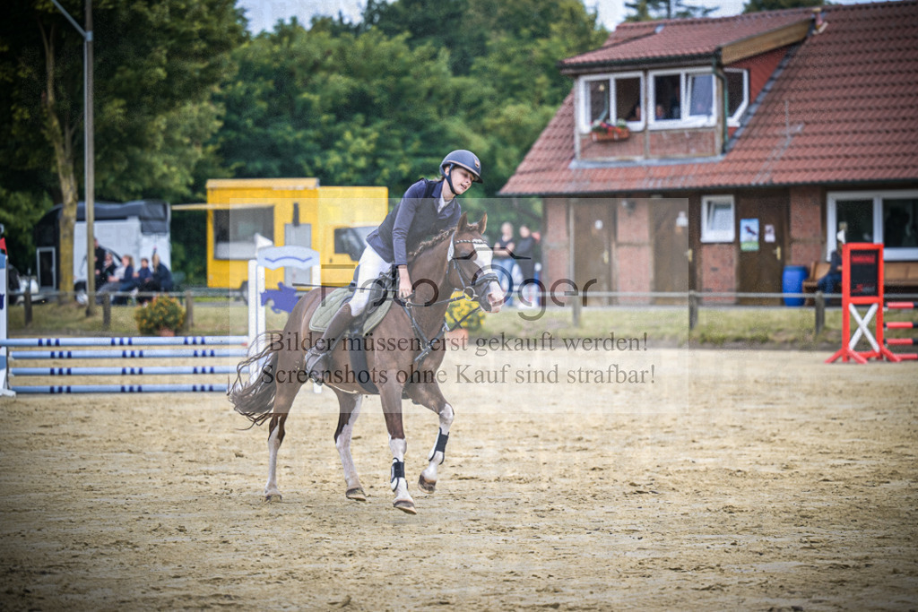 DOS_0620 | Entdecke hochwertige Reitturnierfotos von Foto Oger. Professionell, emotional und authentisch – jetzt Lieblingsmomente im Shop bestellen.Deutschlandweite Turnierfotografie. - Realisiert mit Pictrs.com