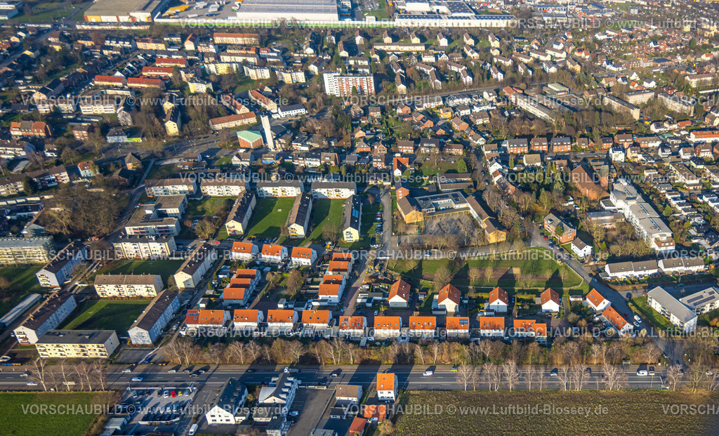 Hamm241200280 | Luftbild, Wohngebiet Ortsteil Daberg, Dortmunder Straße und Herringer Weg, Hermann-Gmeiner-Schule und Apostelkirche, Stadtbezirk Herringen, Hamm, Ruhrgebiet, Nordrhein-Westfalen, Deutschland
