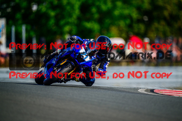 MaZZes_FotoMatrix_240726_6007705_5965 | R7