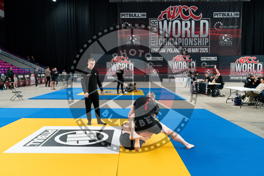 20250517PBB2485 | Athletes compete during the first day of the ADCC Amateur World Championship on May 15, 2025 in Warsaw, Poland. © Chiara Dazi / photoblackbelt