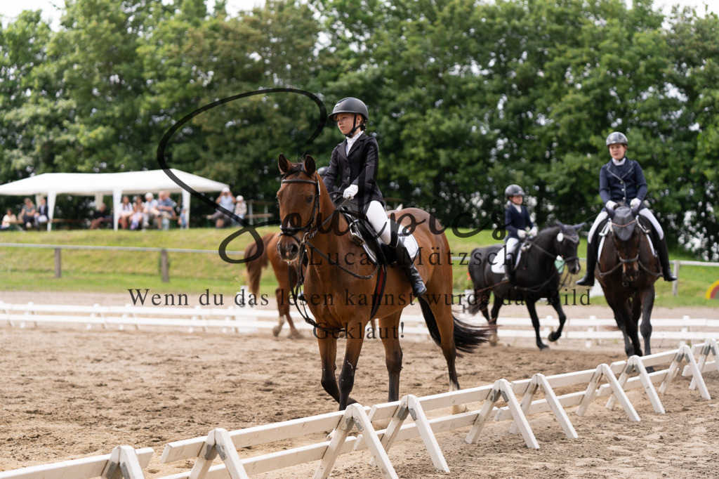 A7505972 | Turnier/Reitfotograf