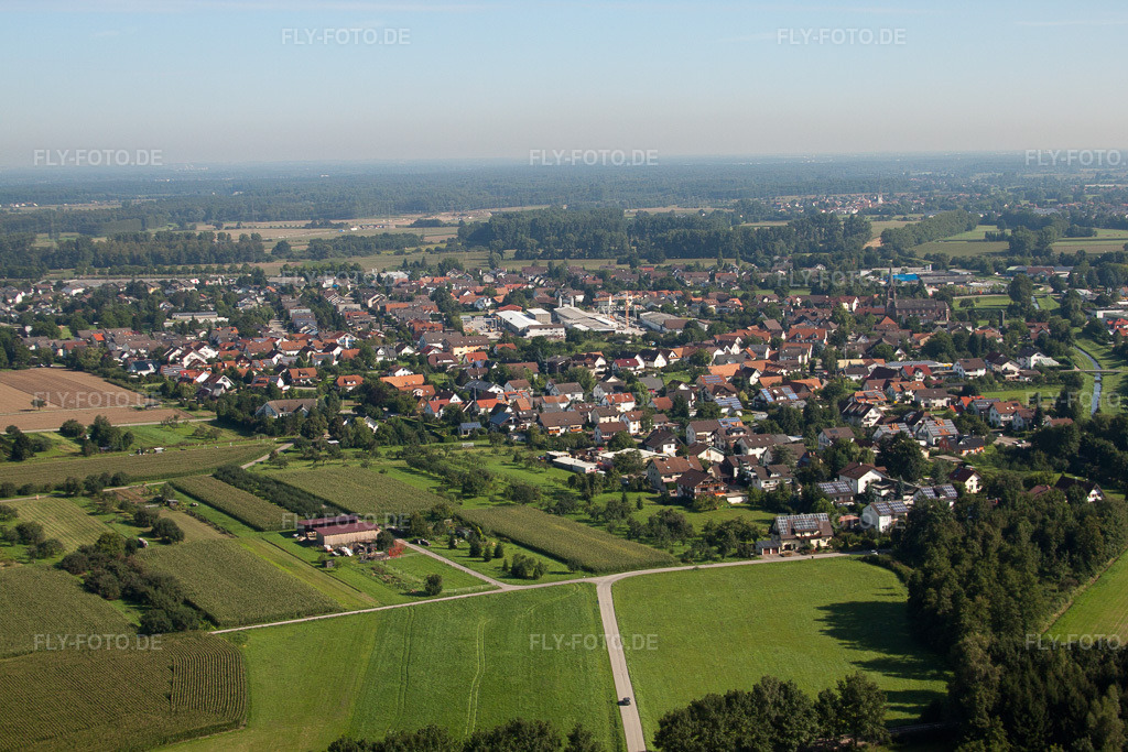Luftbild: Vimbuch von Süden im Ortsteil Vimbuch in Bühl im Bundesland Baden-Württemberg in Deutschland. Foto: IMG_31783.jpg vom 20.08.2010 durch Werner Riehm/FLY-FOTO.de