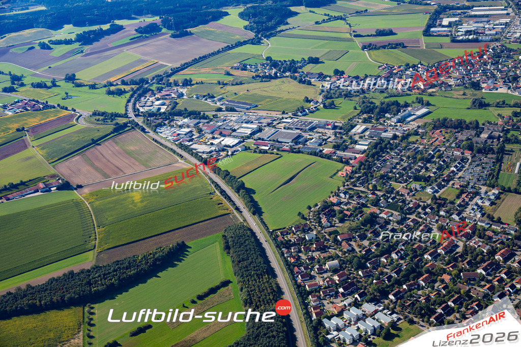 Das Luftbild der Stadt Aichach wurde 2021 vom Flugzeug heraus erstellt (keine Drohne) Aufnahmehöhe ca.450 Meter- hohe Bildauflösung und Druck-Qualität garantiert!