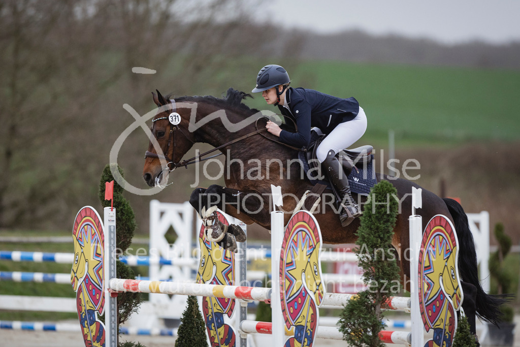 240330_Fruehlingsfest_Stil-M-1007 | Deine schönsten Turniermomente als professionelle Fotos! Entdecke hochwertige Pferdesport-Fotografie im Online-Shop. Jetzt Fotos finden & bestellen!