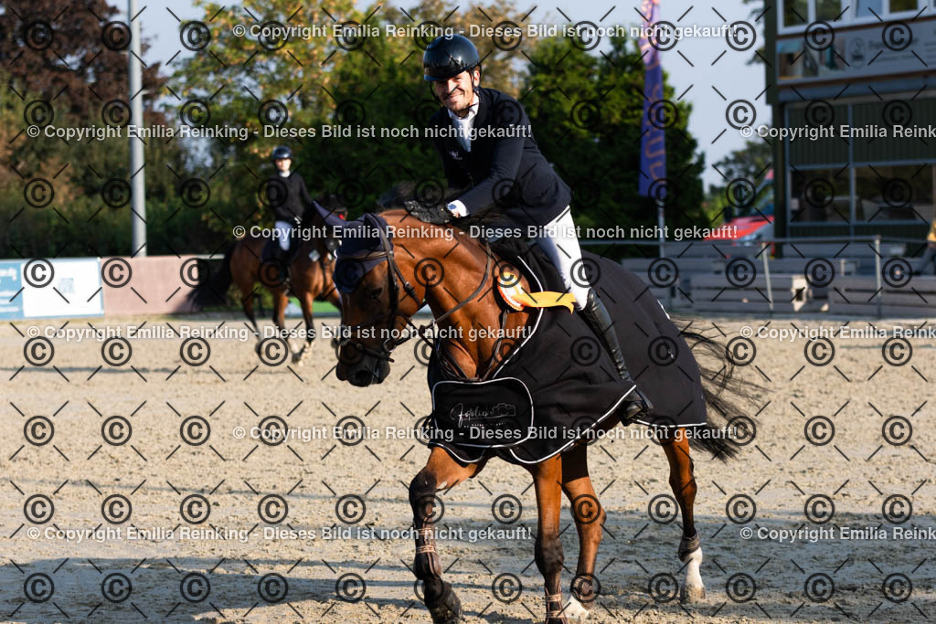 CL5A5293 | Emilia Reinking Fotografie - Realisiert mit Pictrs.com