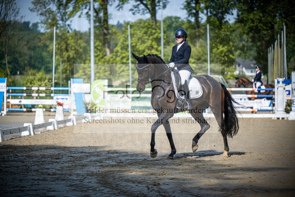 DOS_1128 | Reitturnier Venne - Realisiert mit Pictrs.com