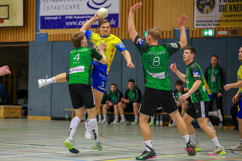 SVN_HcTvRhede_131225_020 | Bildergalerie von Sport-Ereignissen aber auch von weiteren spannenden Dingen - nicht nur vom Niederrhein. In Anlehnung an den bekannten Spruch von Hanns Dieter Hüsch heißt das Motto: "Niederrhein ist überall".  - Realisiert mit Pictrs.com