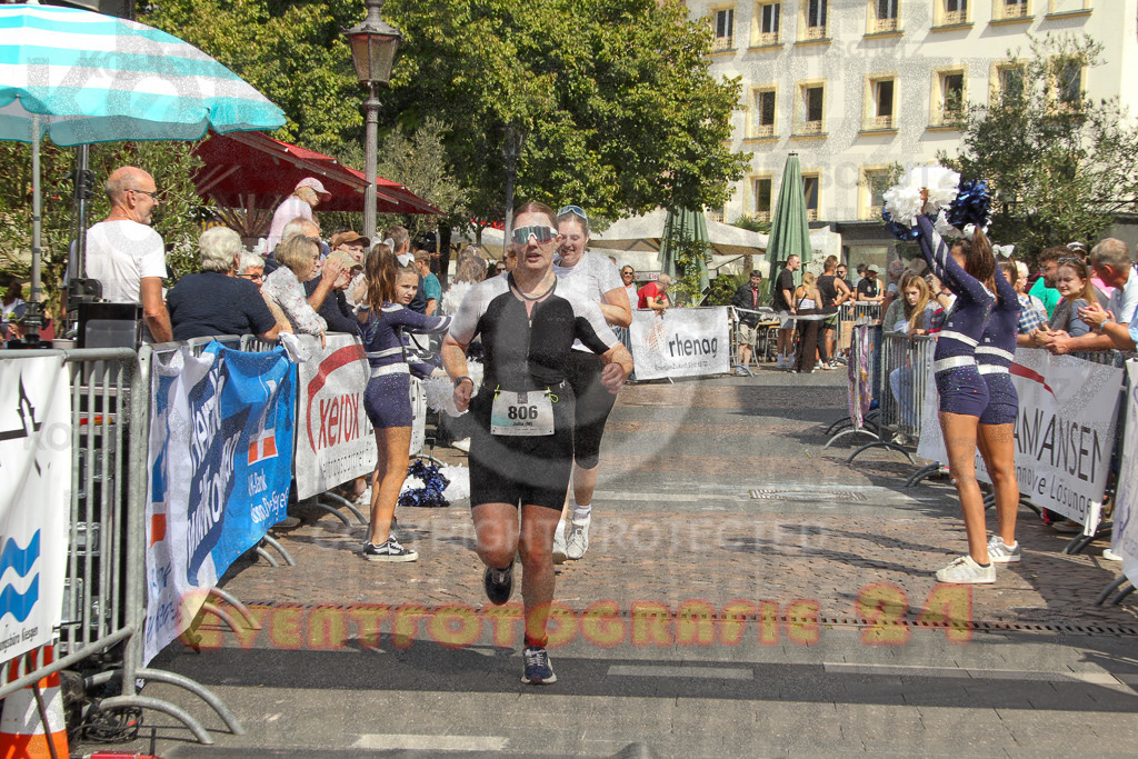 250824_1501_EV4_2543 | Sportfotografie im Rhein-Sieg Kreis, Köln, Bonn, NRW, Rheinland Pfalz, Hessen, etc. Unser Tätigkeitsfeld umfasst den Laufsport vom Volkslauf über den Marathon, Duathlon, Triathon bis zum Ultralauf wie Kölnpfad Ultra oder Schindertrail.