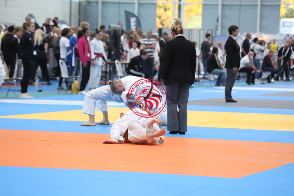 1J7A3300 | Fotos vom Adler Cup - Pictures from Adler Cup

Hier findet Ihr alle Eindrücke und großen Momente der Adler Cup Wochenenden. Here you will find all impressions and great moments of the Adler Cup weekends. - Realisiert mit Pictrs.com