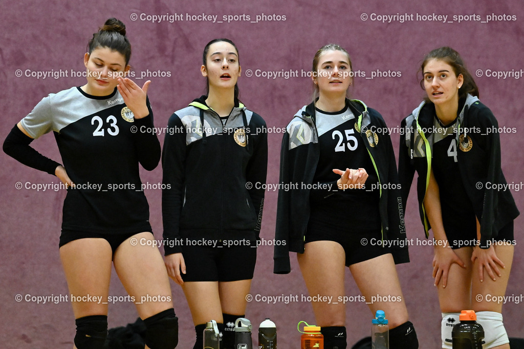 Askö Volley Eagles vs. Mühlviertel Volleys 17.12.2022 | #23 VEIGL Valentina, #28 HATEMIC Gloria Maxima, #25 SCHULER Chiara, #4 PICHLER Verena