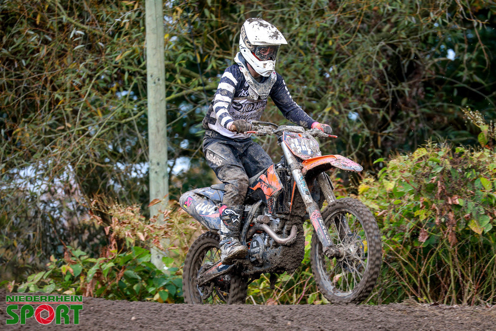 OpenTrack2024_Sonntag_Hobbyfahrer_053 | Bildergalerie von Sport-Ereignissen aber auch von weiteren spannenden Dingen - nicht nur vom Niederrhein. In Anlehnung an den bekannten Spruch von Hanns Dieter Hüsch heißt das Motto: "Niederrhein ist überall".  - Realisiert mit Pictrs.com