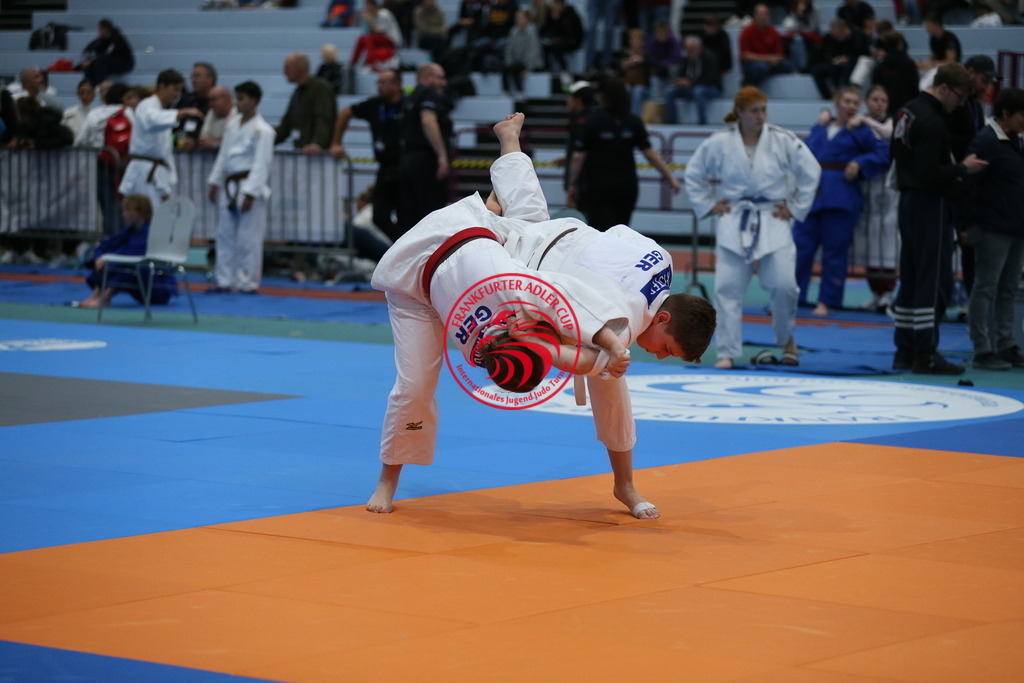 AT3Y1181 | Fotos vom Adler Cup - Pictures from Adler Cup

Hier findet Ihr alle Eindrücke und großen Momente der Adler Cup Wochenenden. Here you will find all impressions and great moments of the Adler Cup weekends. - Realisiert mit Pictrs.com