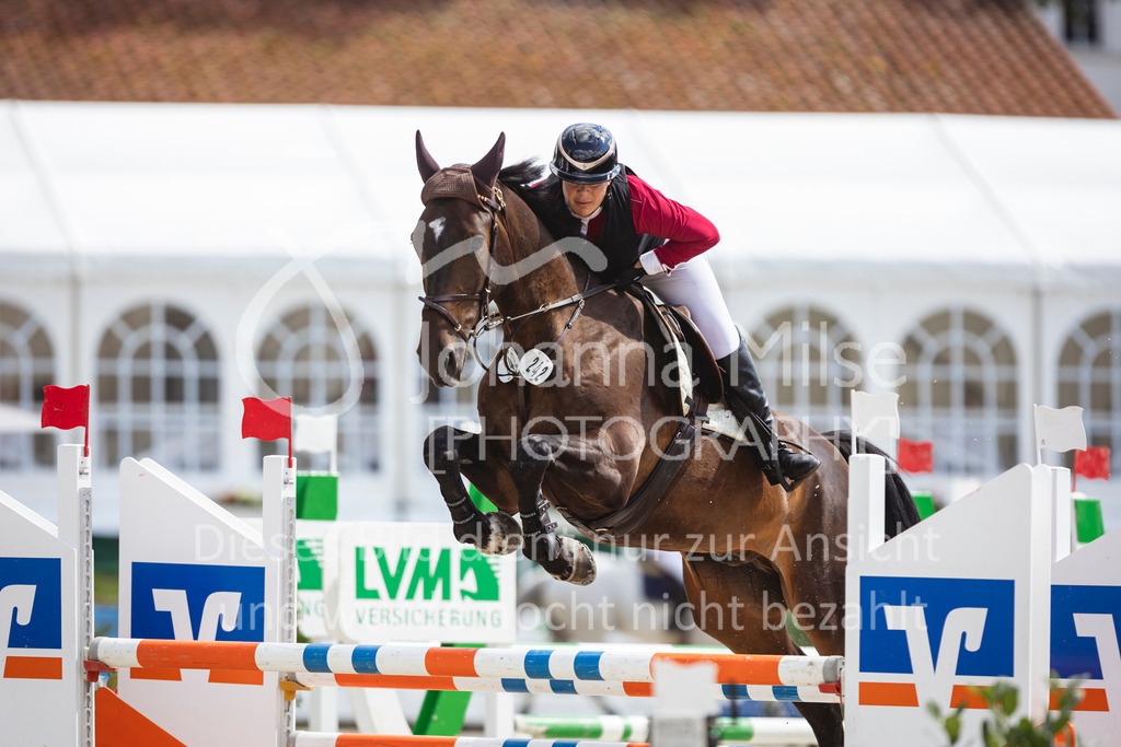 240711_BHO_L-Stil-2-520 | Deine schönsten Turniermomente als professionelle Fotos! Entdecke hochwertige Pferdesport-Fotografie im Online-Shop. Jetzt Fotos finden & bestellen!
