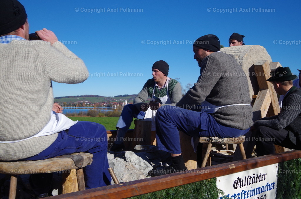 IMGP8278 | fotografiert von Axel PollmannLeonhardi Wallfahrt Benediktbeuern und Murnau, Fronleichnam, Fasching, Landschaft im Loisachtal und Benediktbeuern  - Realisiert mit Pictrs.com