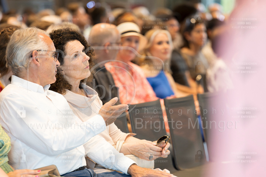 FeusiDiplomfeier_R6II3030-Verbessert-NR | Brigitte Münger / bmsportphotography - Realisiert mit Pictrs.com