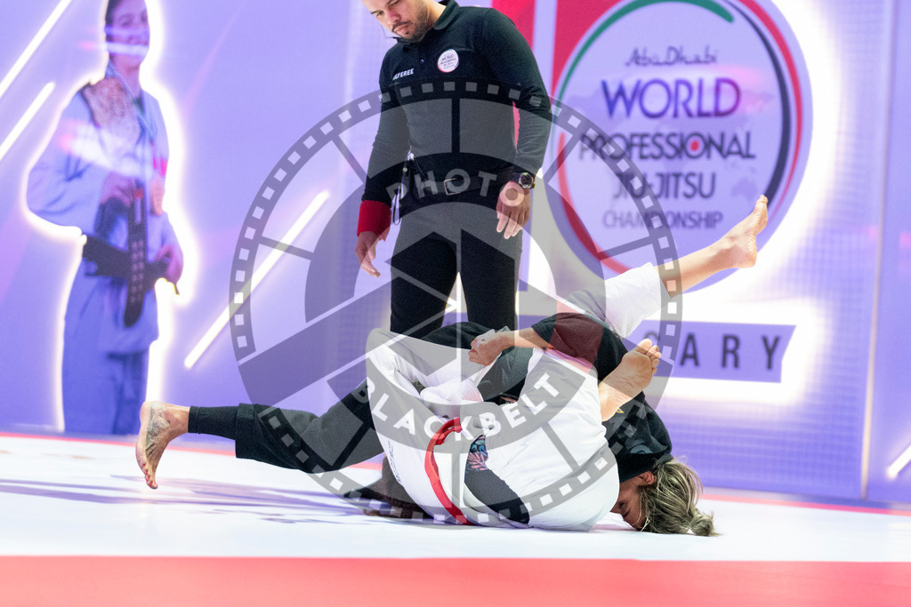20231107PBB3838 | Fighters compete during the AJP World Master Championship in the Mubadala Arena in Abu Dhabi, Arab United Emirates, on November 7, 2023.