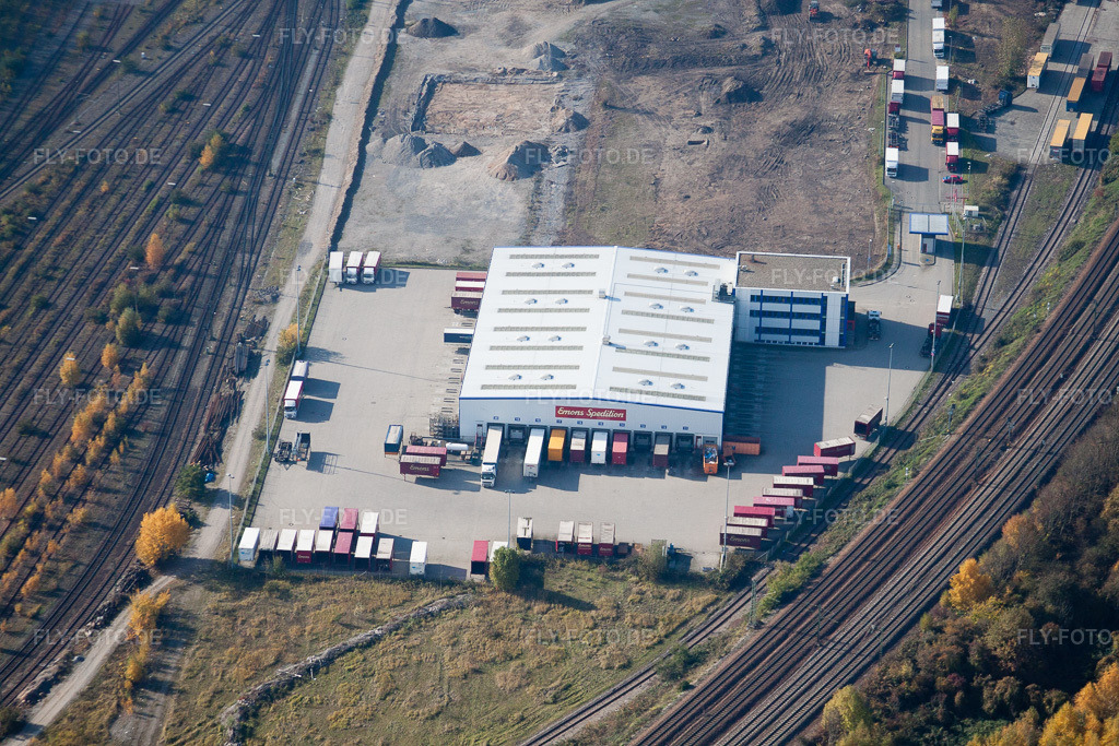 Luftbild: Wofahrtsweierer Straße, Emons Spedition GmbH im Ortsteil Oststadt in Karlsruhe im Bundesland Baden-Württemberg in Deutschland. Foto: IMG_35075.jpg vom 31.10.2010 durch Werner Riehm/FLY-FOTO.de
