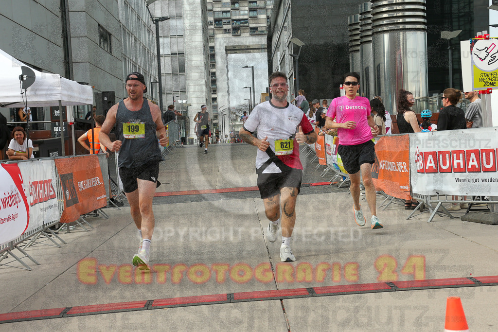 250920_1524_EX1_9309 | Sportfotografie im Rhein-Sieg Kreis, Köln, Bonn, NRW, Rheinland Pfalz, Hessen, etc. Unser Tätigkeitsfeld umfasst den Laufsport vom Volkslauf über den Marathon, Duathlon, Triathon bis zum Ultralauf wie Kölnpfad Ultra oder Schindertrail.