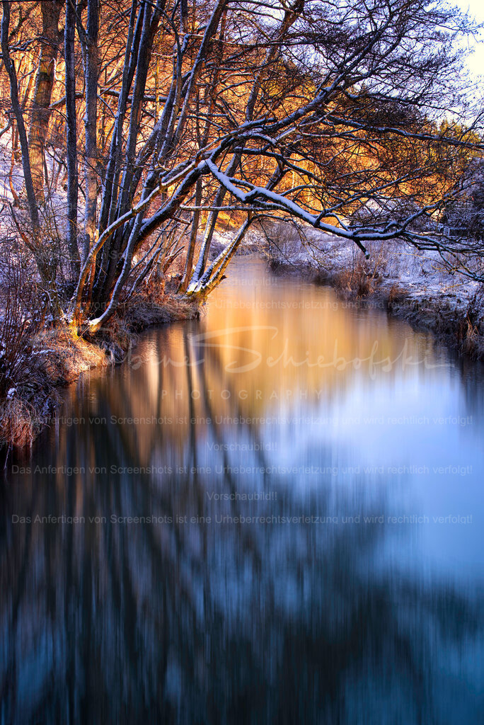 Der Ahrbach in der Eifel | People- und Tierfotografie, Imageaufnahmen, Veranstaltungsfotografie und Wandbilder aus der Natur ★ Made in Germany ✔️ Druck + Downloads ✔️ Naturfotografie in Top Qualität ★ schneller Versand, weltweite Lieferung! - Realisiert mit Pictrs.com